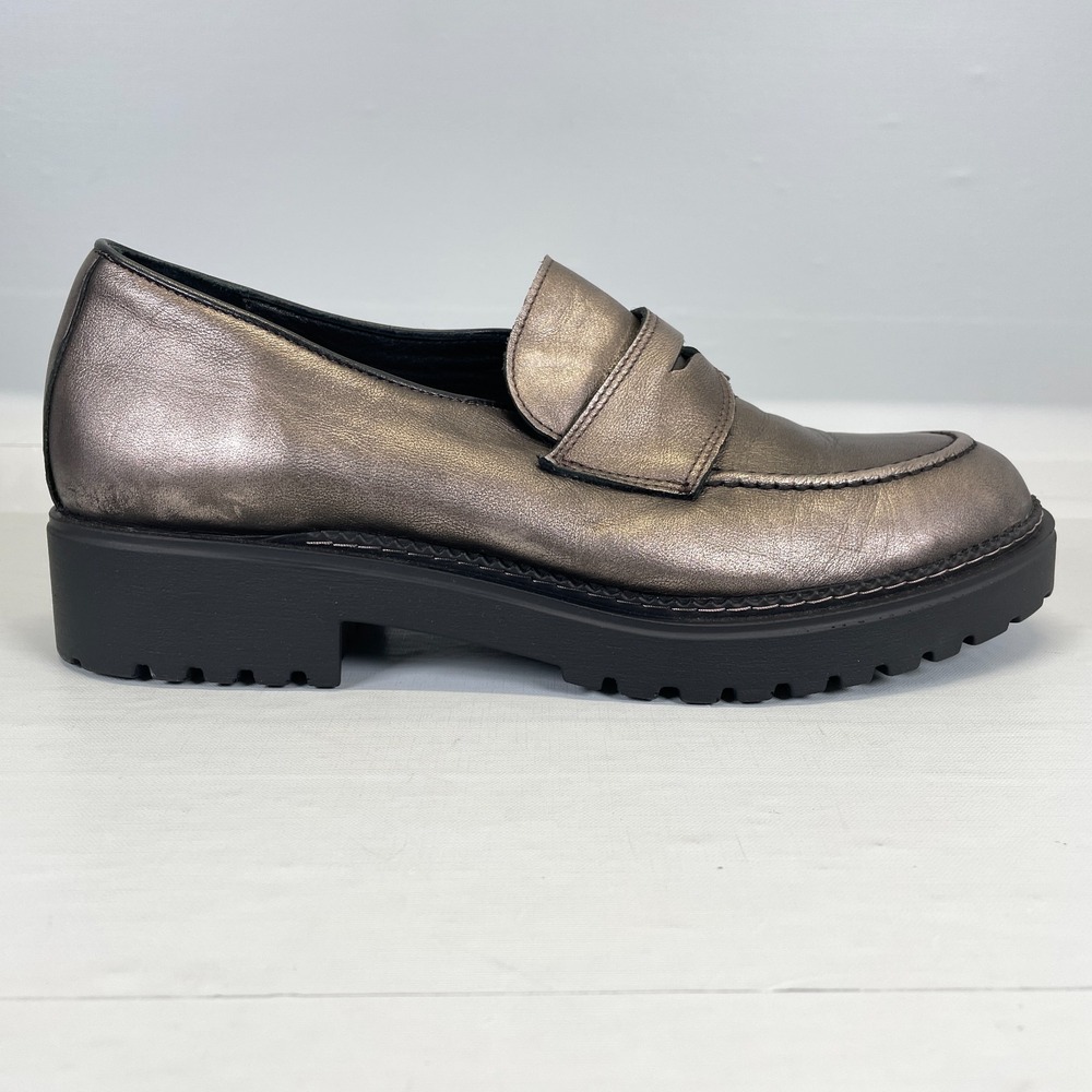Bueno Penny Loafers Womens Size 9 EU 40 Pewter Leather Lug Sole Chunky Shoes